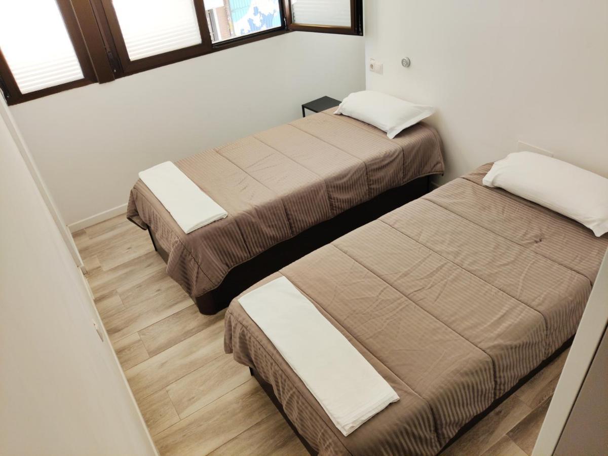 Palafox 23 Hostel Madrid Luaran gambar
